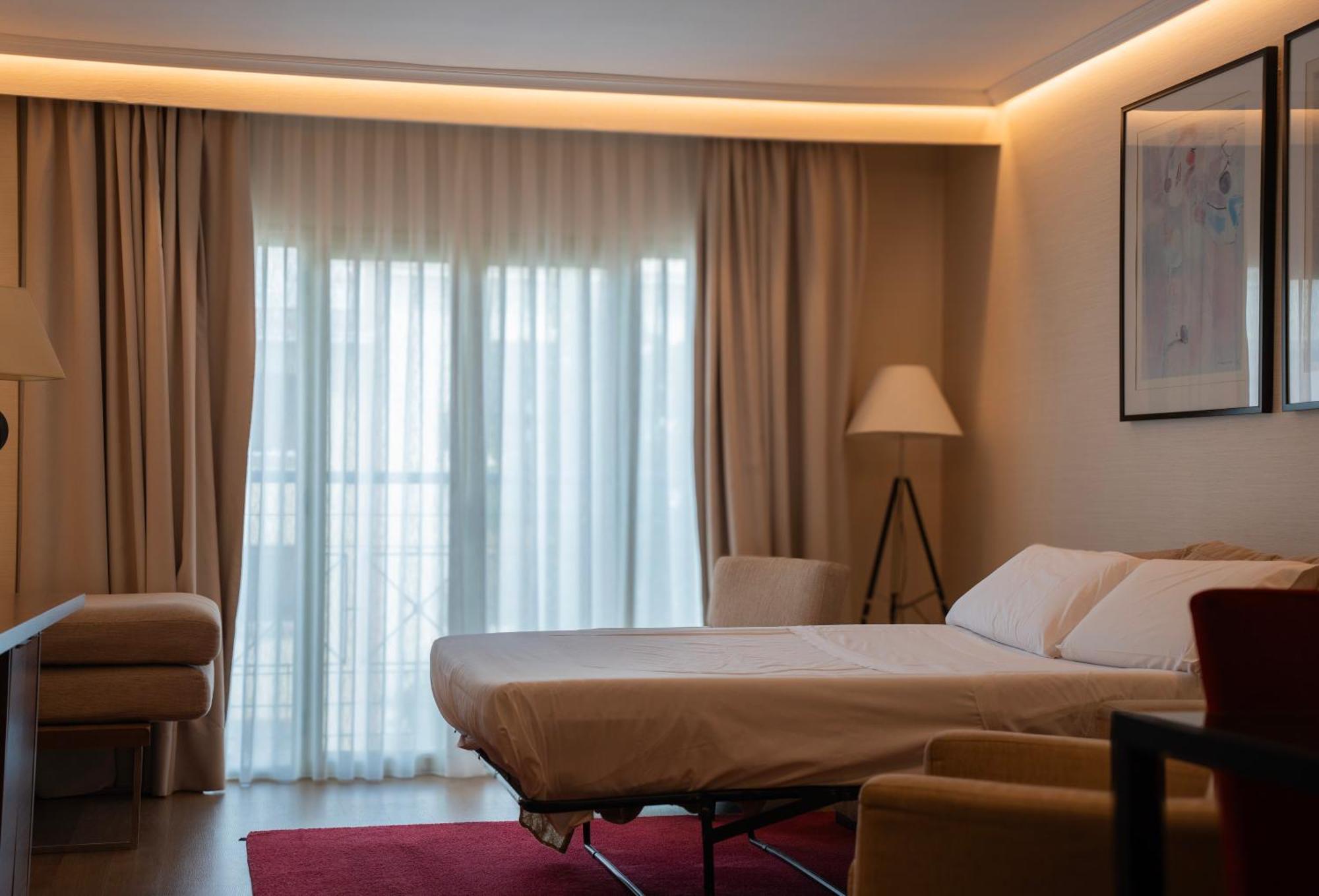Aparto-Hotel Rosales Madrid Exteriér fotografie