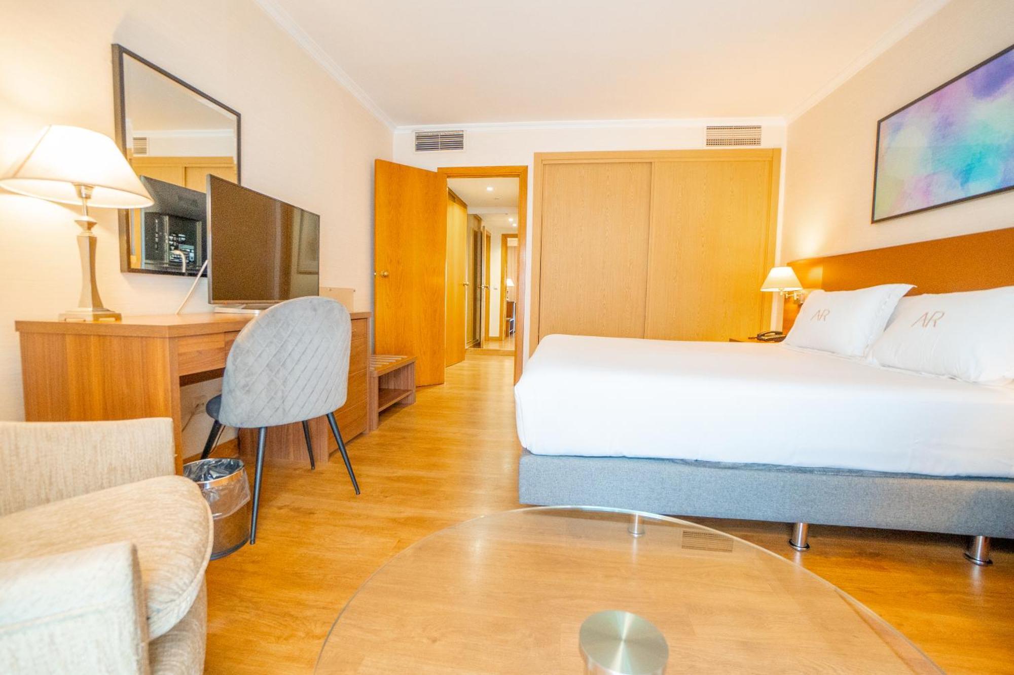 Aparto-Hotel Rosales Madrid Exteriér fotografie
